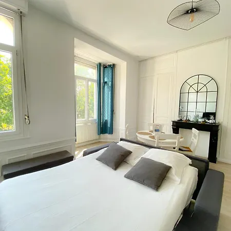 Le Saint Pierre Apartamento Calais