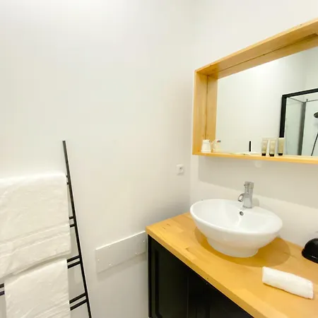Le Saint Pierre Apartment